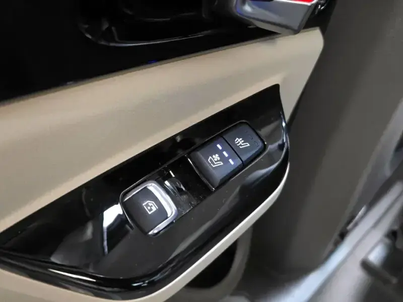 2022 Kia Carnival с пробегом 51 363 км