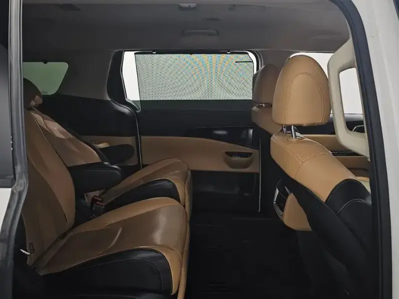2021 Kia Carnival с пробегом 151 691 км