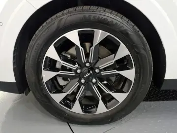2022 Kia Carnival с пробегом 32 708 км