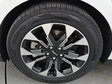 2022 Kia Carnival с пробегом 79 063 км