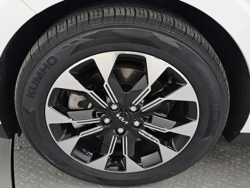 2022 Kia Carnival с пробегом 79 063 км