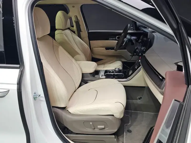 2021 Kia Carnival с пробегом 81 459 км