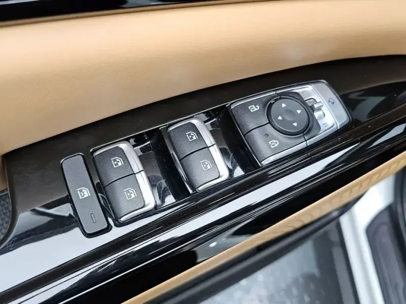 2022 Kia Carnival с пробегом 32 708 км