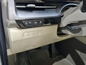 2021 Kia Carnival с пробегом 81 459 км