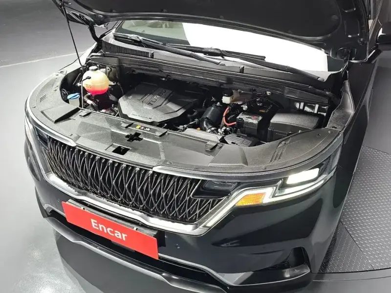 2021 Kia Carnival с пробегом 64 168 км