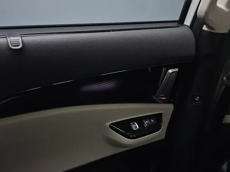 2022 Kia Carnival с пробегом 79 063 км