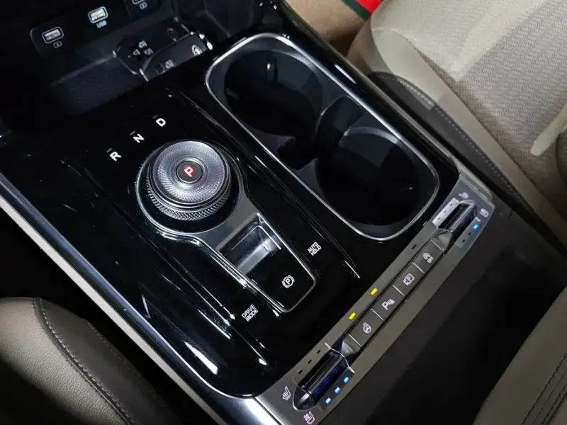 2021 Kia Carnival с пробегом 64 168 км