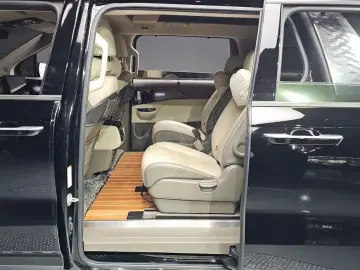 2021 Kia Carnival с пробегом 64 168 км