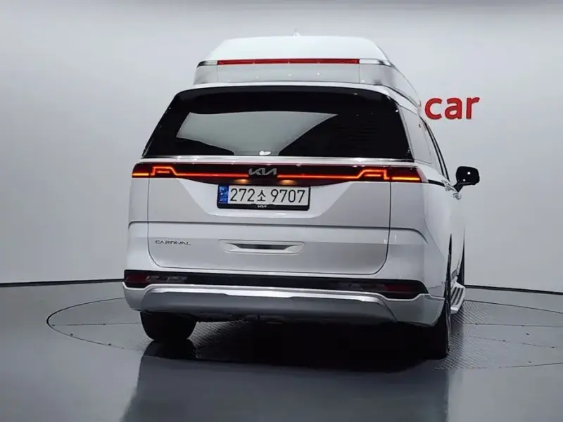 2021 Kia Carnival с пробегом 35 057 км