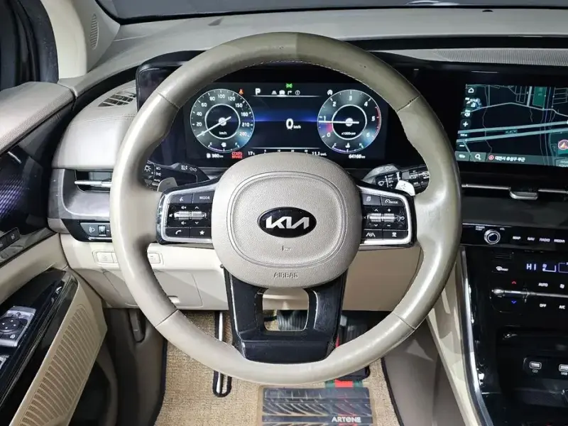 2021 Kia Carnival с пробегом 64 168 км