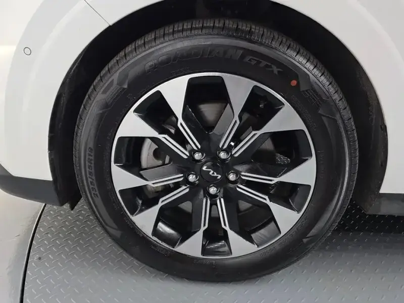2022 Kia Carnival с пробегом 54 733 км