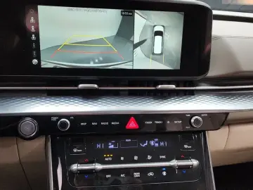 2021 Kia Carnival с пробегом 35 057 км
