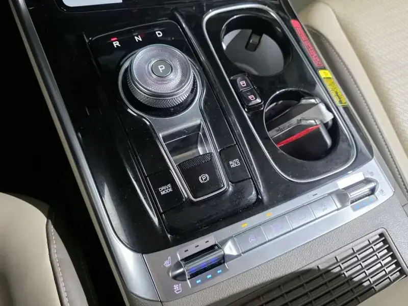 2023 Kia Carnival с пробегом 93 997 км