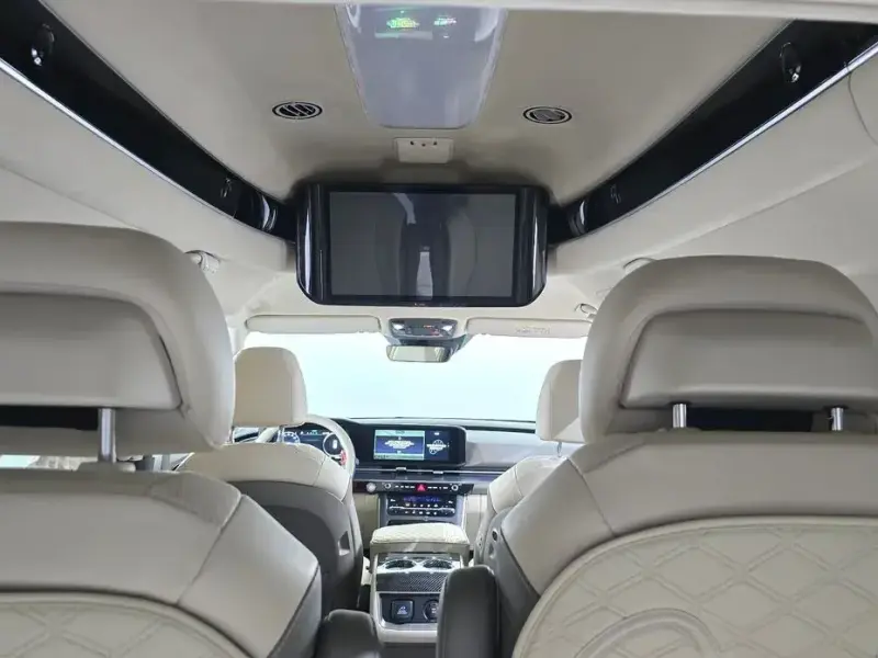 2022 Kia Carnival с пробегом 48 833 км