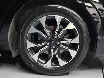 2022 Kia Carnival с пробегом 130 171 км