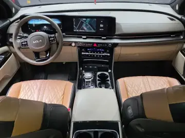 2022 Kia Carnival с пробегом 130 171 км