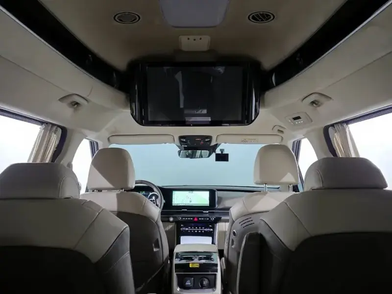 2023 Kia Carnival с пробегом 93 997 км