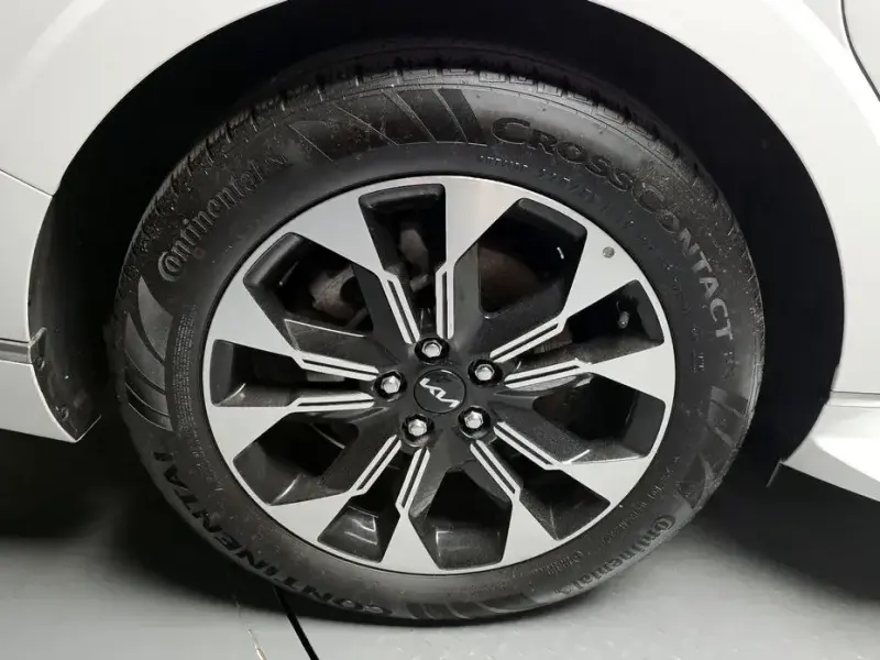 2021 Kia Carnival с пробегом 126 643 км