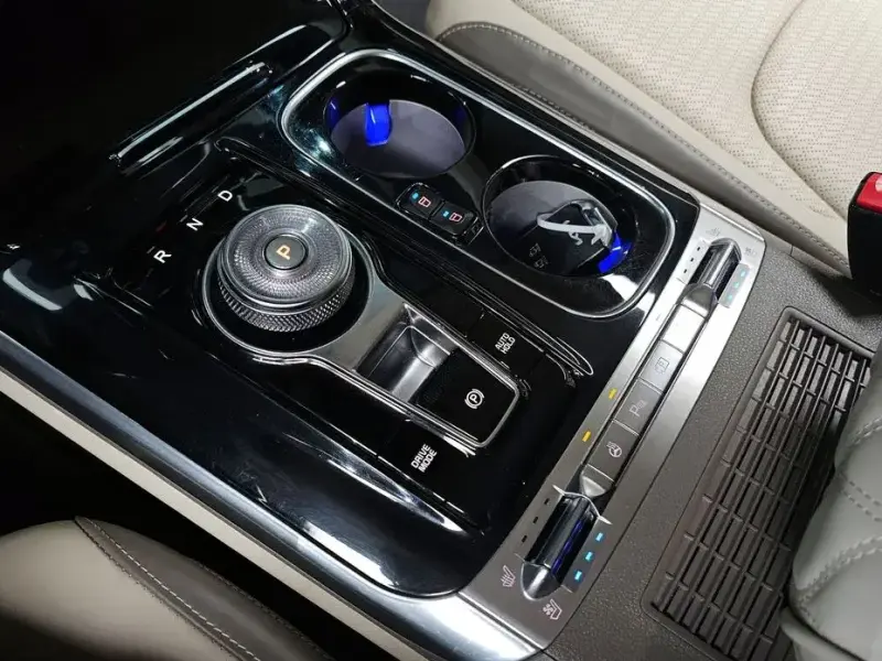 2021 Kia Carnival с пробегом 126 643 км