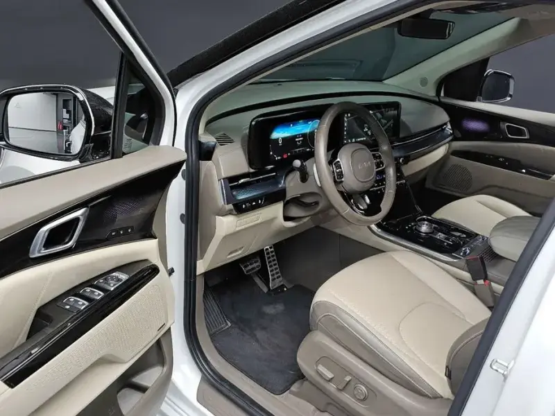 2021 Kia Carnival с пробегом 126 643 км