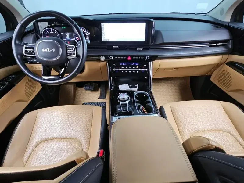 2022 Kia Carnival с пробегом 72 331 км