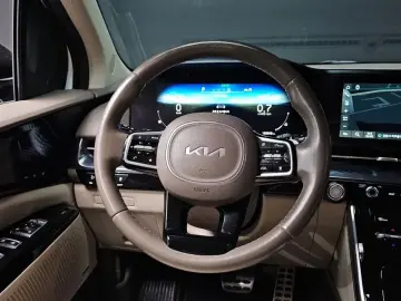 2021 Kia Carnival с пробегом 126 643 км
