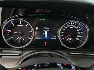 2022 Kia Carnival с пробегом 72 331 км
