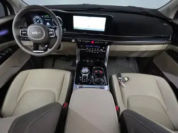 2023 Kia Carnival с пробегом 145 277 км