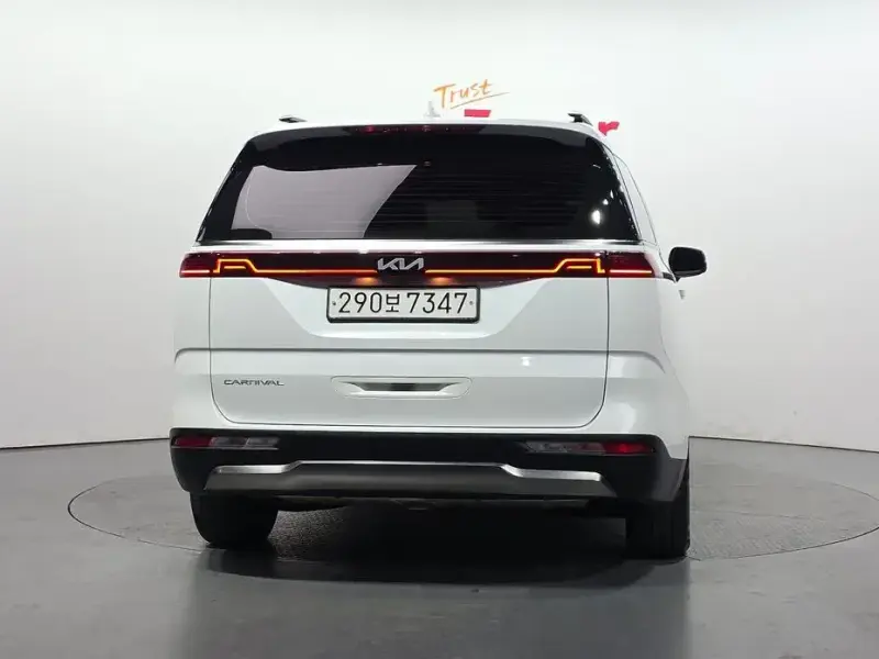 2021 Kia Carnival с пробегом 99 506 км