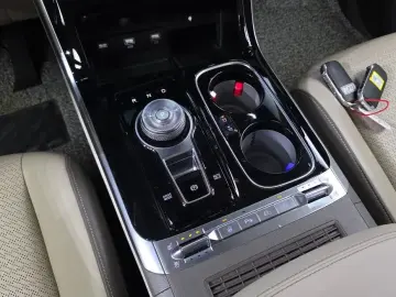 2023 Kia Carnival с пробегом 145 277 км