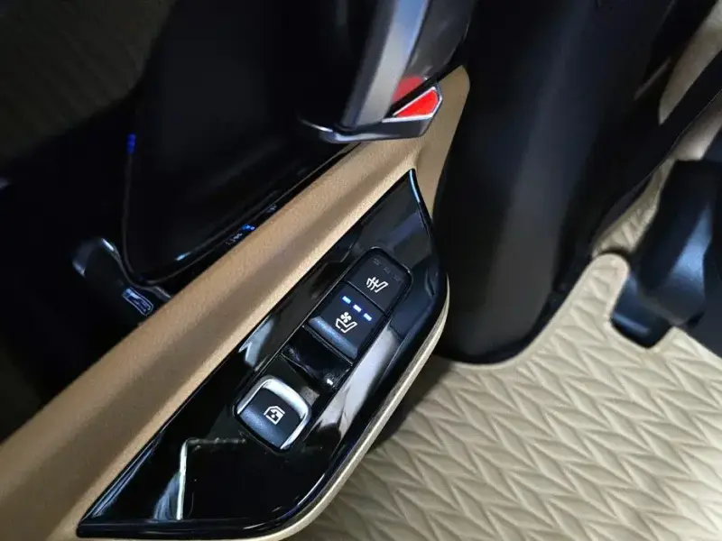 2022 Kia Carnival с пробегом 72 331 км