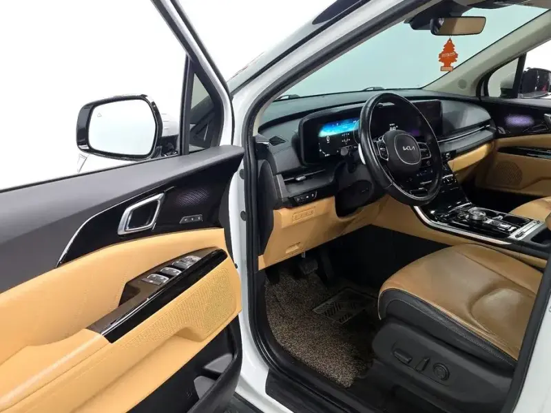 2021 Kia Carnival с пробегом 99 506 км