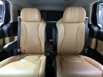 2021 Kia Carnival с пробегом 99 506 км