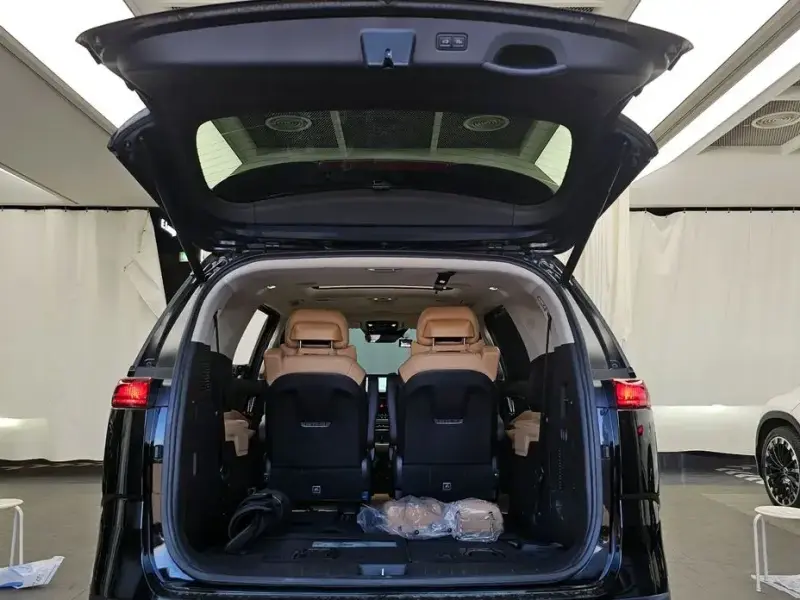 2022 Kia Carnival с пробегом 72 331 км