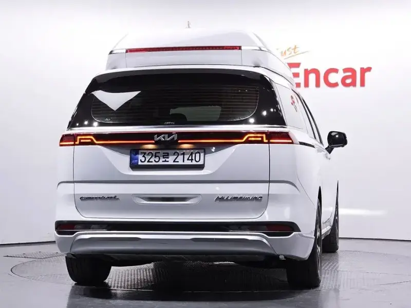 2021 Kia Carnival с пробегом 47 411 км