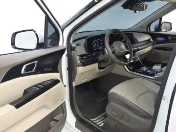 2022 Kia Carnival с пробегом 133 337 км