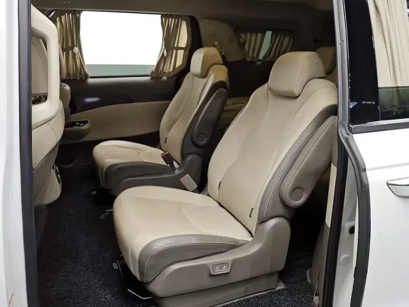 2021 Kia Carnival с пробегом 47 411 км