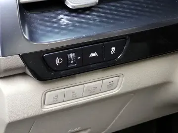 2021 Kia Carnival с пробегом 47 411 км