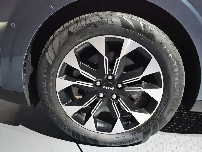 2023 Kia Carnival с пробегом 52 480 км