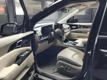 2021 Kia Carnival с пробегом 52 176 км