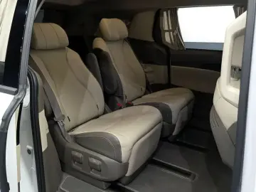 2021 Kia Carnival с пробегом 51 728 км
