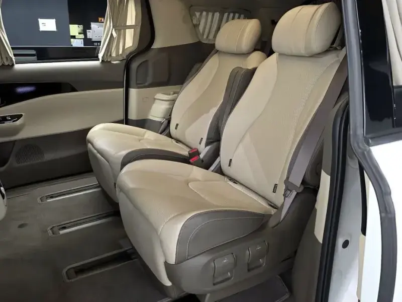 2021 Kia Carnival с пробегом 51 728 км