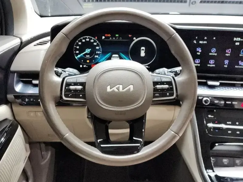 2021 Kia Carnival с пробегом 52 176 км