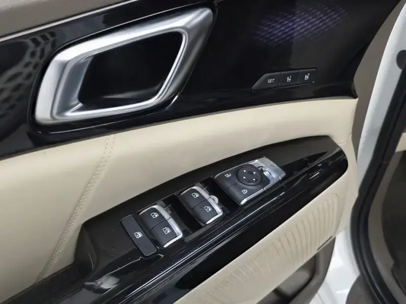 2022 Kia Carnival с пробегом 133 337 км