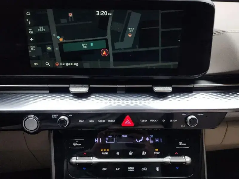 2021 Kia Carnival с пробегом 52 176 км