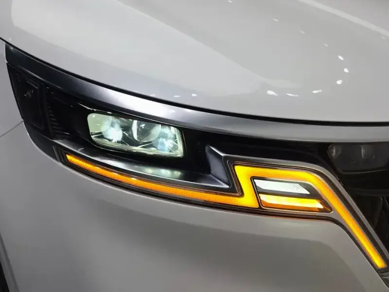 2021 Kia Carnival с пробегом 51 728 км
