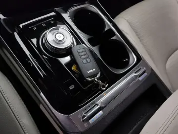 2022 Kia Carnival с пробегом 51 613 км