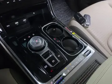 2022 Kia Carnival с пробегом 72 007 км