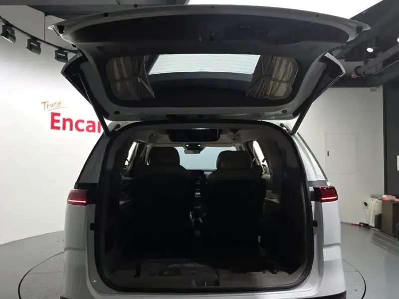 2021 Kia Carnival с пробегом 51 728 км