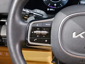 2023 Kia Carnival с пробегом 52 480 км